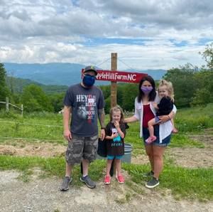 Meet your Posher, Regan